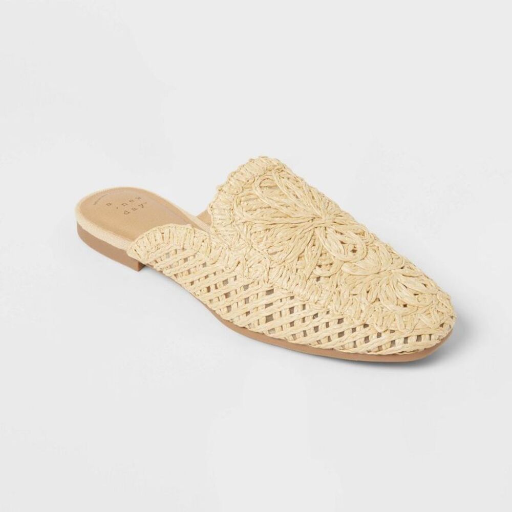 Women’s Greta Shoes with Memory Foam Insole - A New Day Natural 11